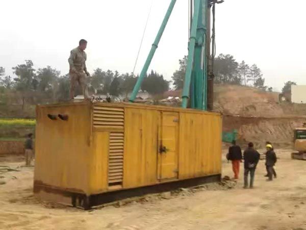 寒亭如何判断水冷式机油散热器密封件是否需要更换?